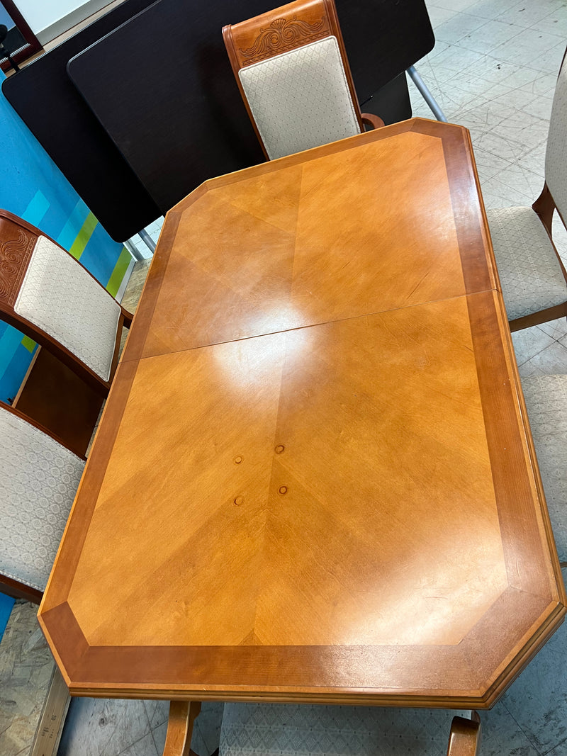 Dining Table and Chairs Set