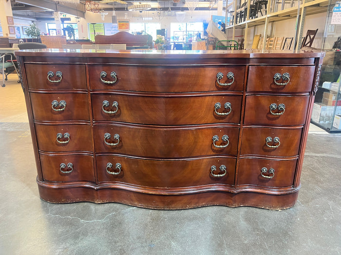 Starwood Front Dresser