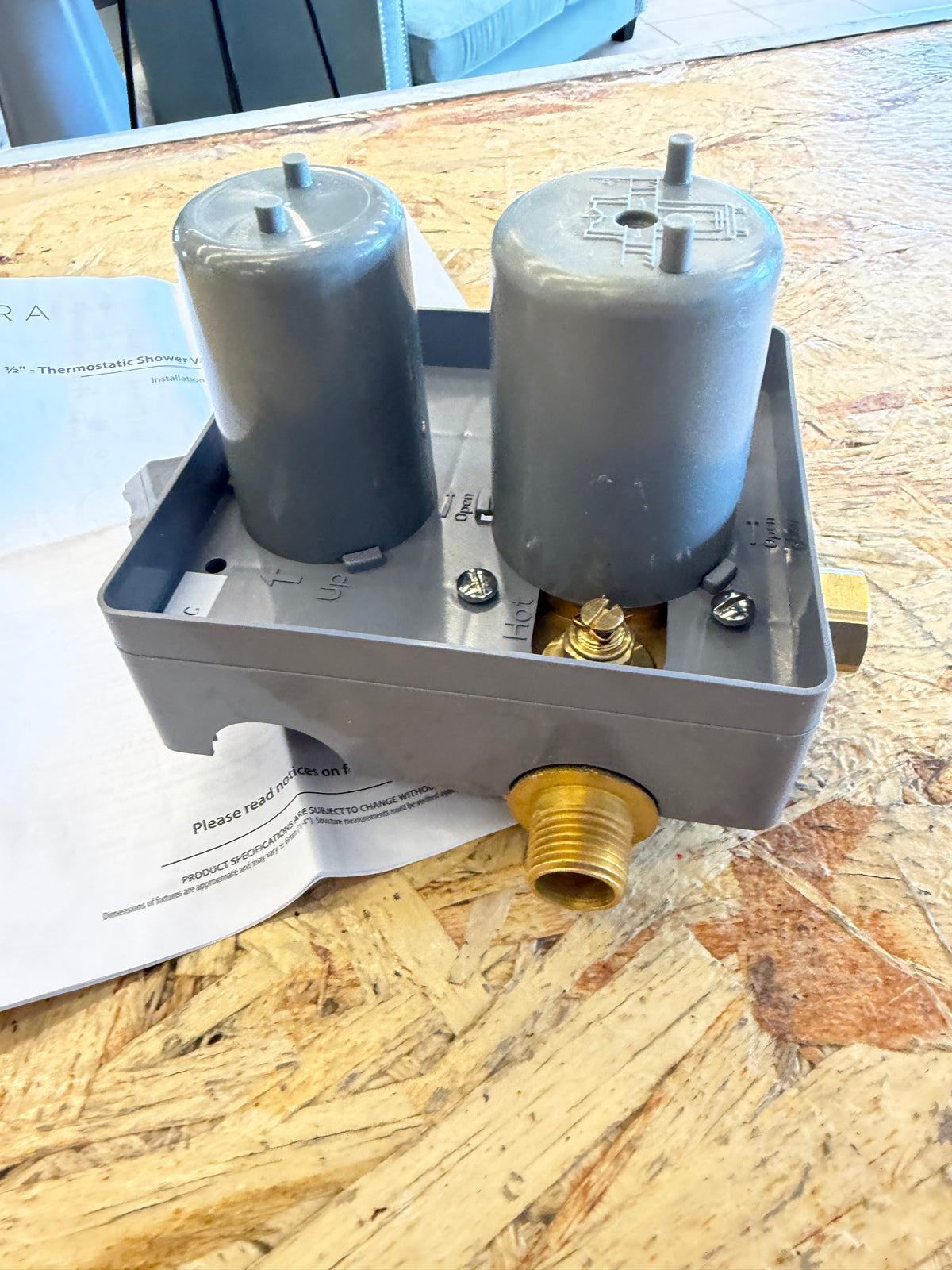 Aura Spire 1/2  Thermostat Valve with Volume Control