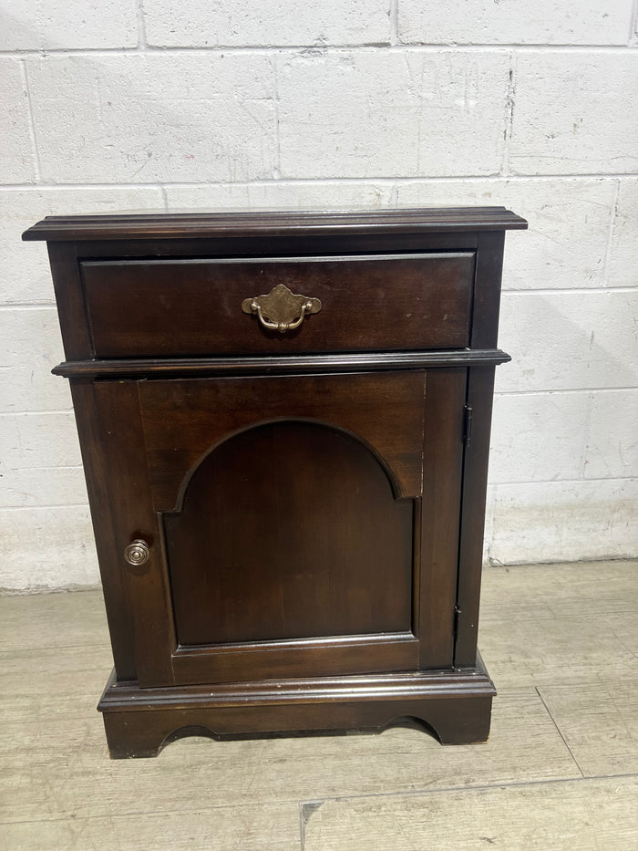 Thomasville Nightstand