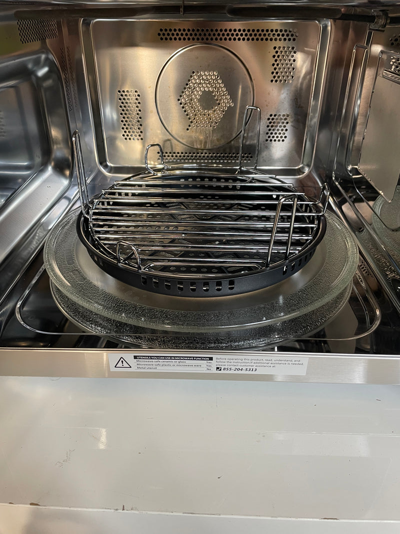 Toshiba Countertop Microwave Oven