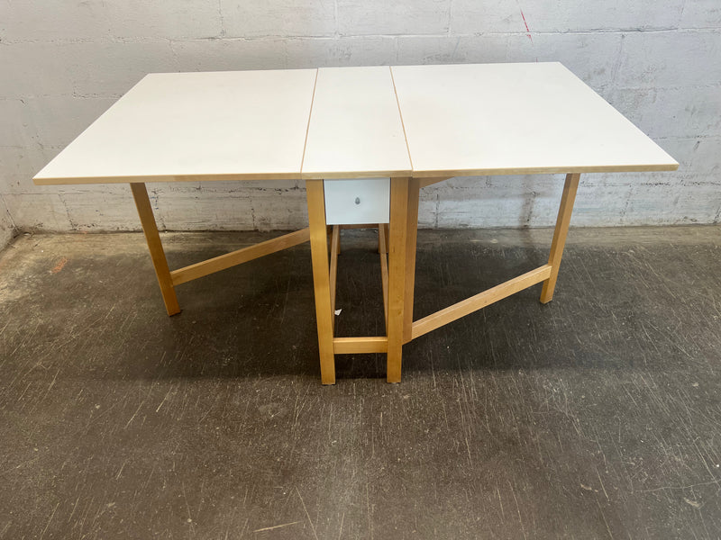 Compact Scandinavian Drop-Leaf table