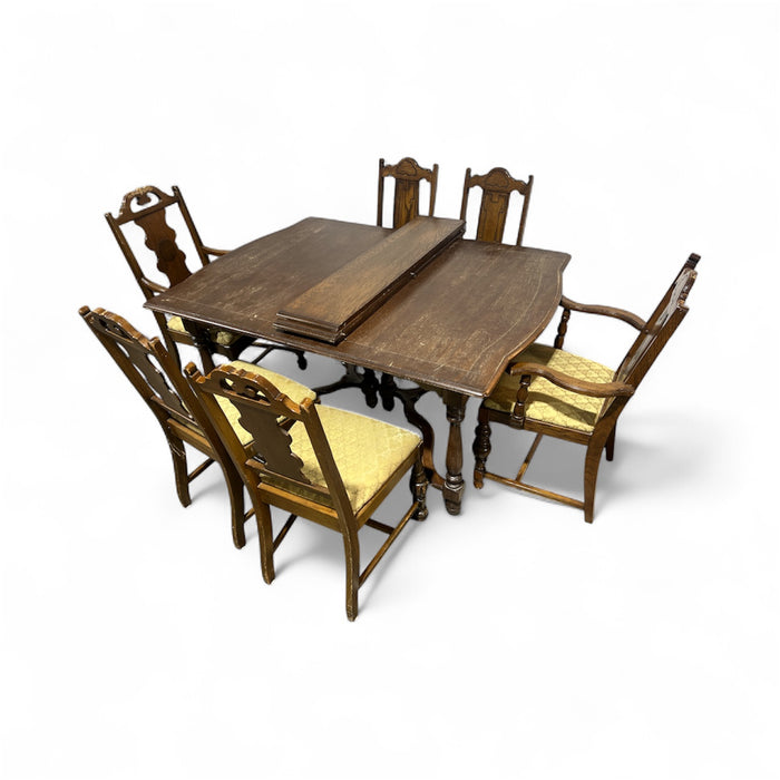 Elia Tudor Dinning Set