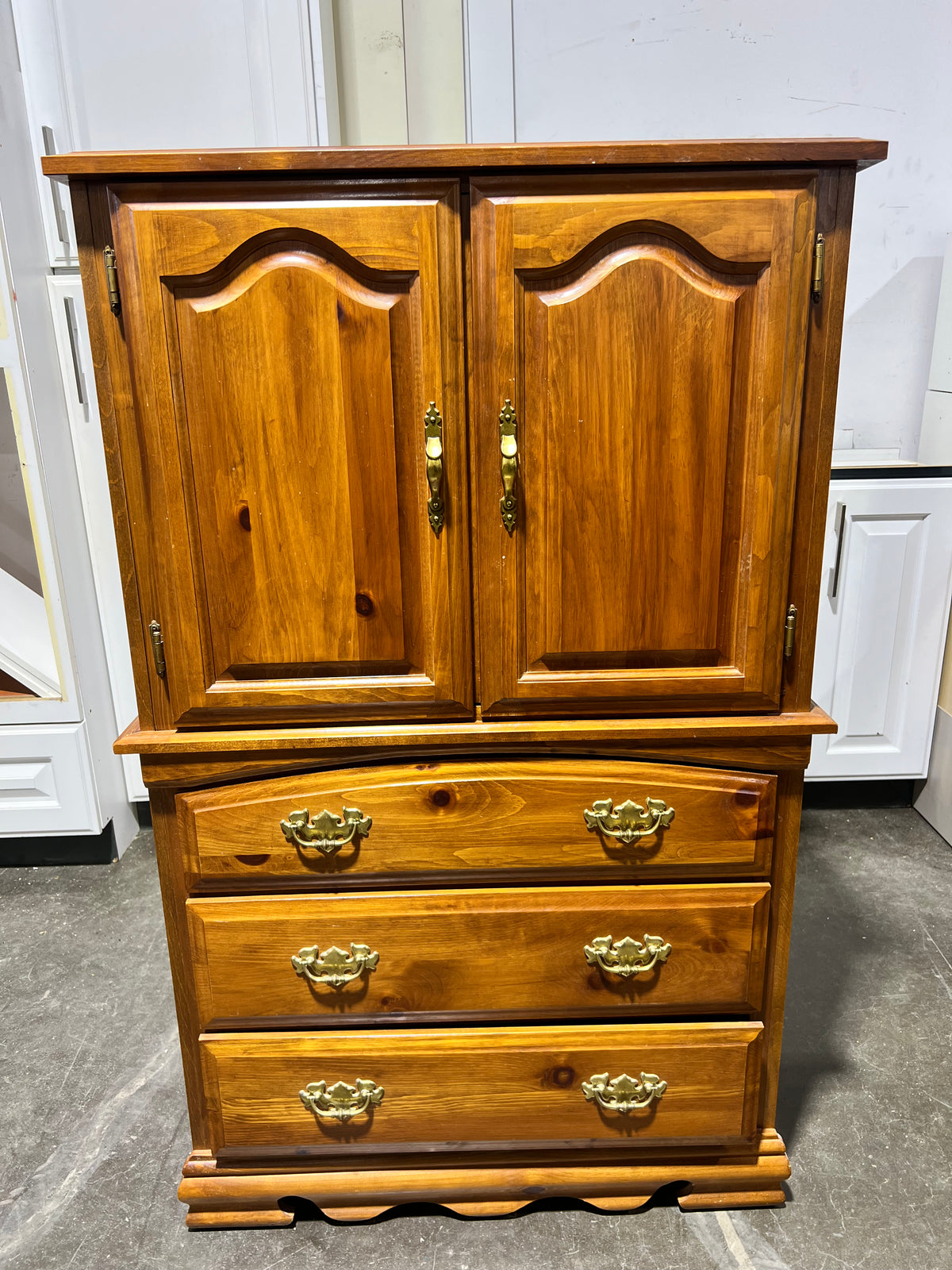 Golden Arch-Door Armoire