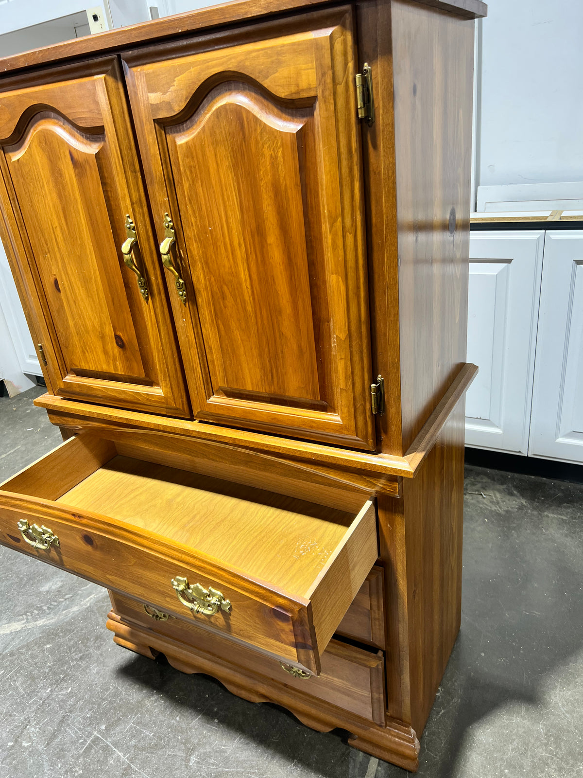 Golden Arch-Door Armoire