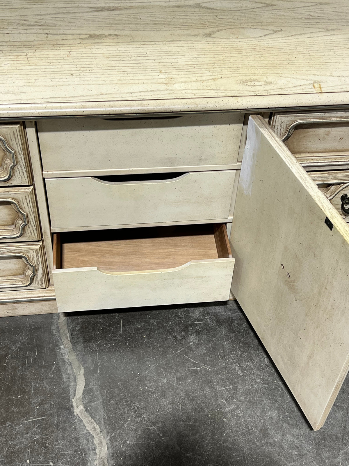 Light French Provincial Double Dresser