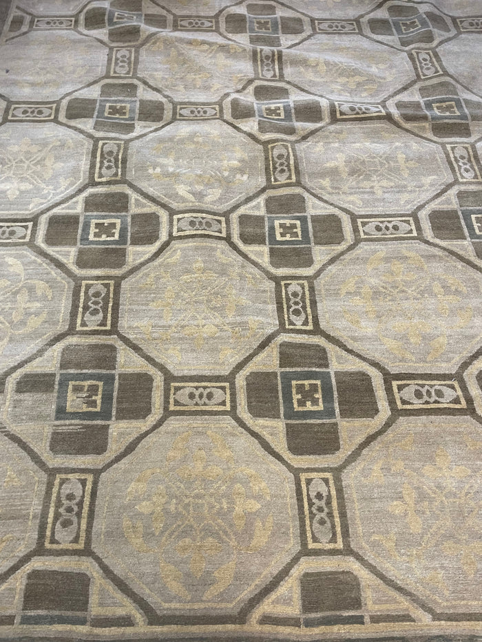 8' x 10' Yellow Cathedral Wool Rug