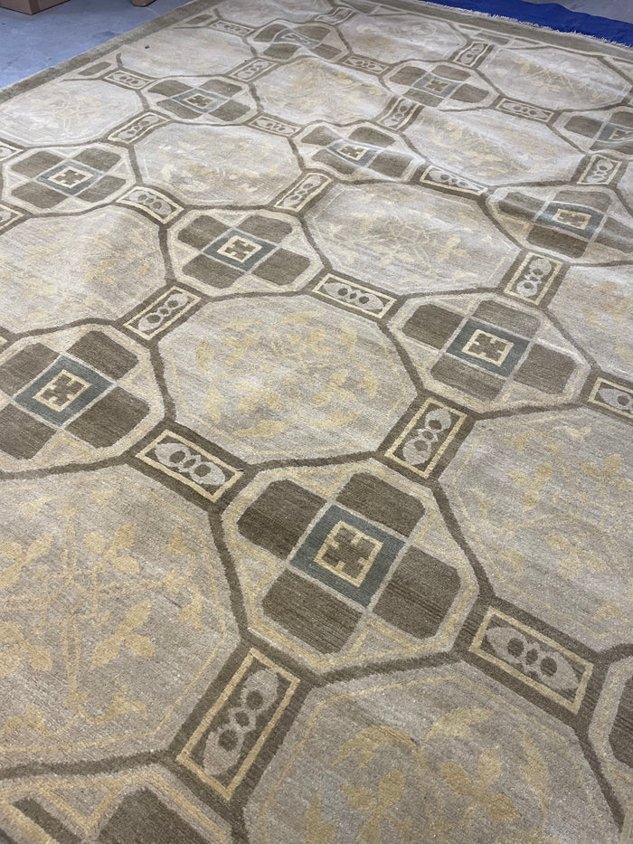 8' x 10' Yellow Cathedral Wool Rug