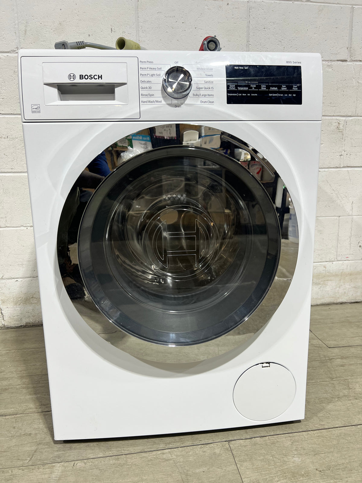 Bosch 800 Series Front Washer 24"