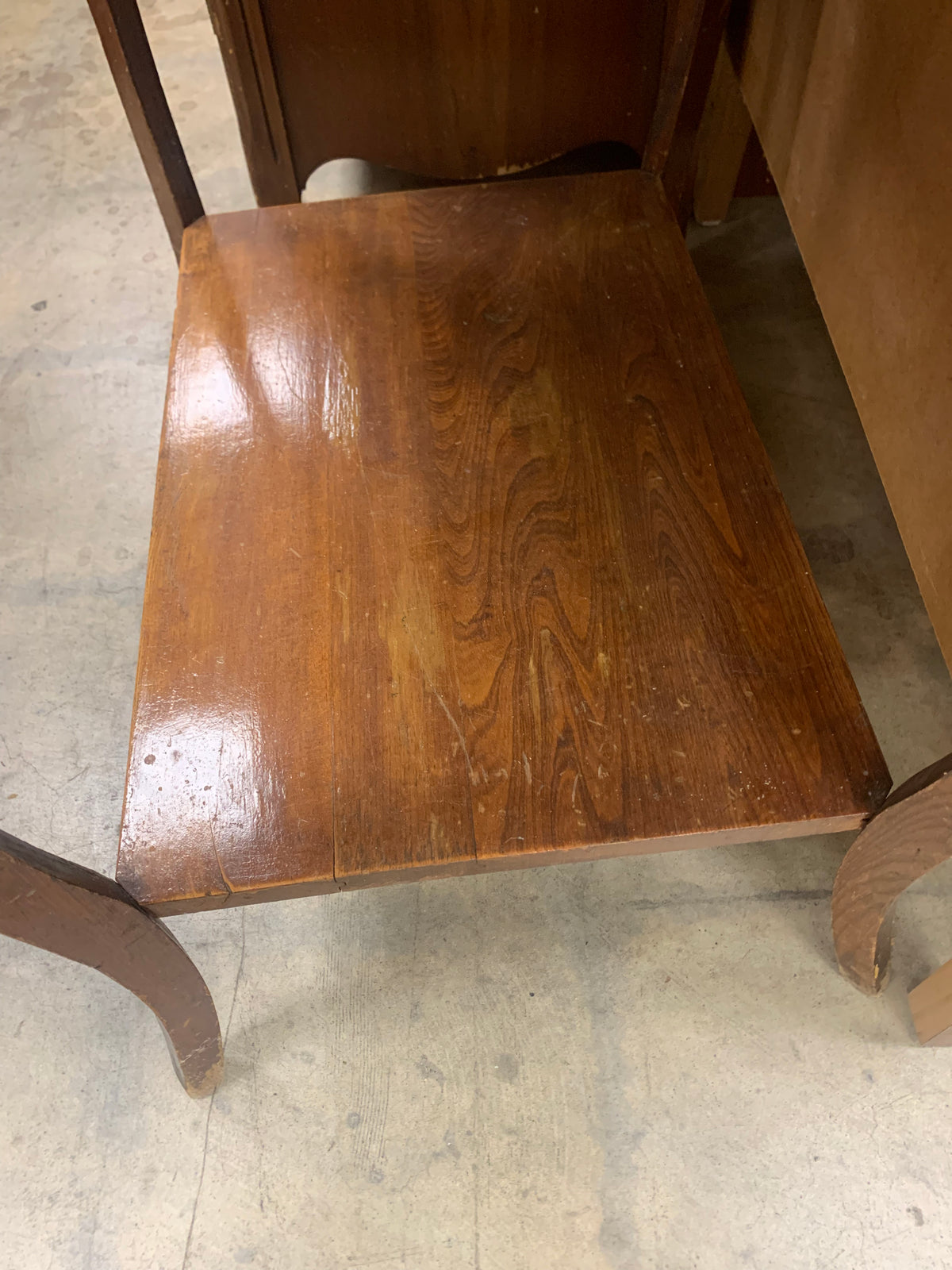 Wooden Accent Table With Bowed Legs