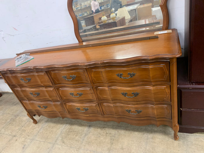 9 Drawer Dresser With Mirror