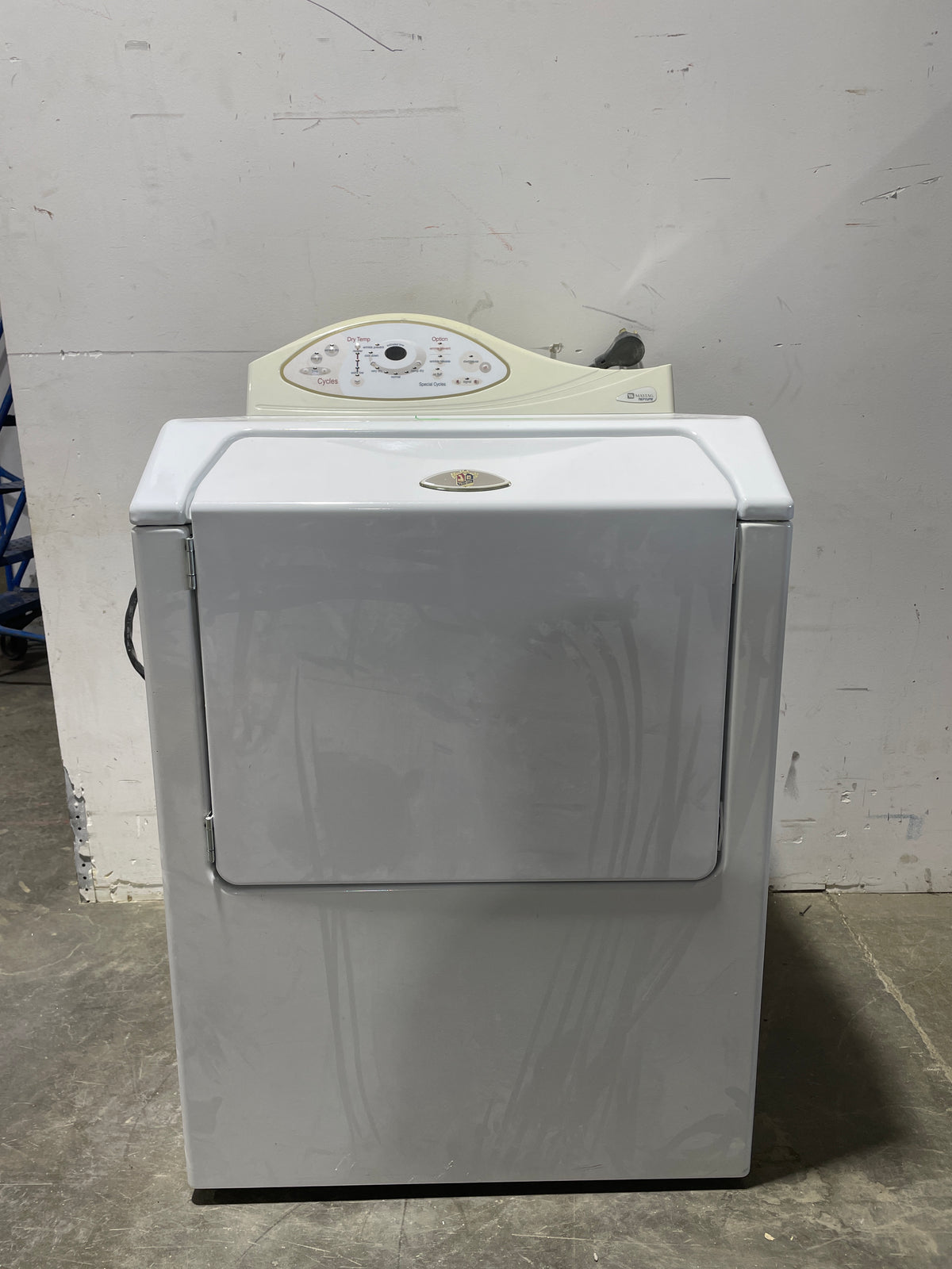 Maytag Neptune 6.0 cu ft Electric Dryer