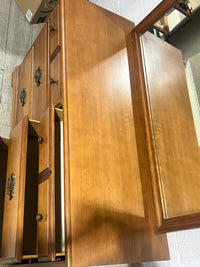 Traditional Maple Dresser With Mirror