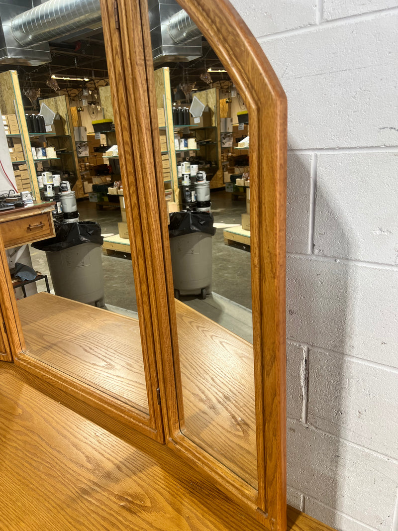 Arched Triple Mirror Dresser
