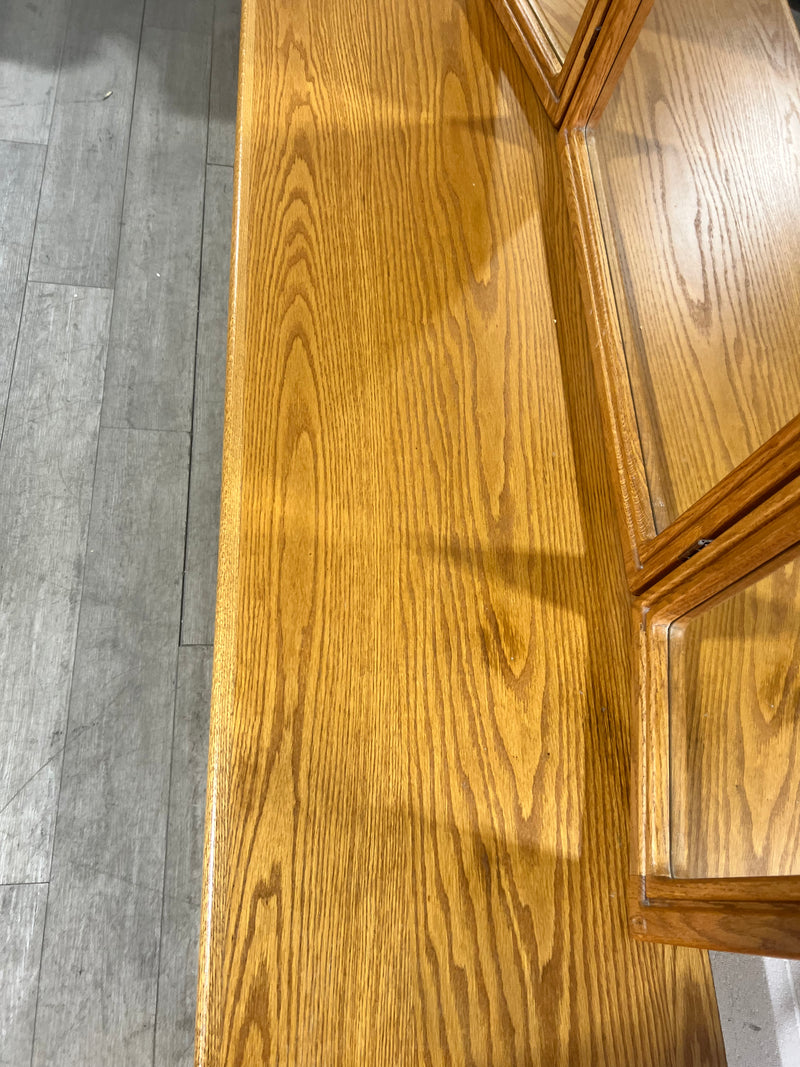 Arched Triple Mirror Dresser