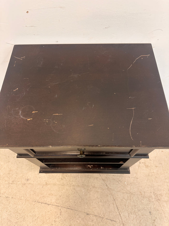Dark wooden end table (USED)