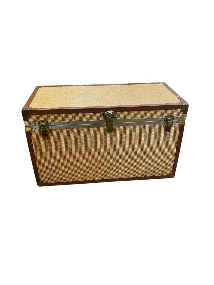 Union Canadian Cedar Trunk