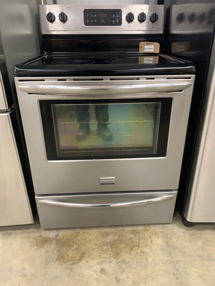 Frigidaire Gallery Glass Top Stove