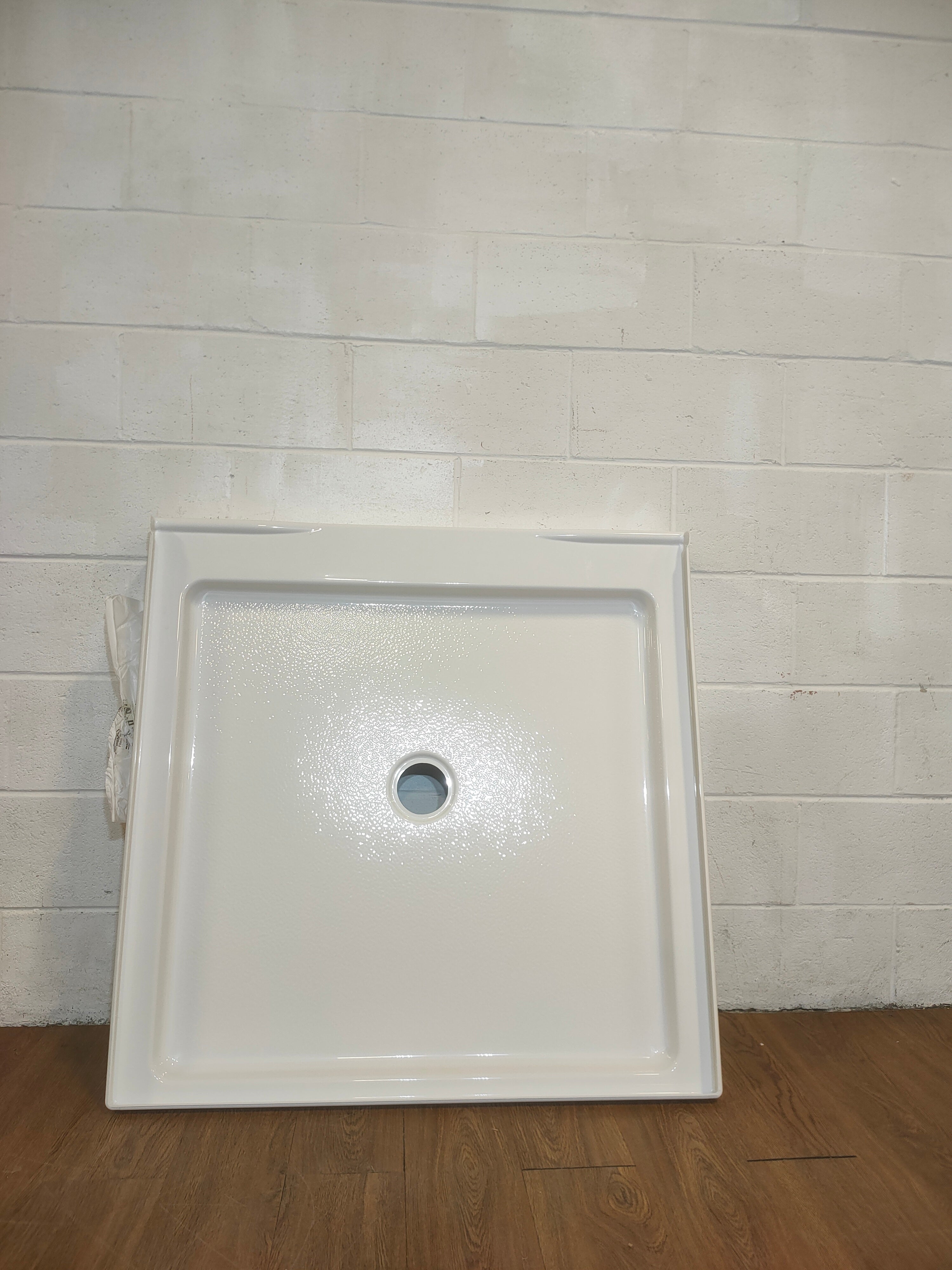 36 in. x 36 in. Shower Pan Base | Habitat ReStore GTA