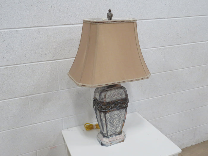 Antique Table Lamp with Retro Rectangle Shade