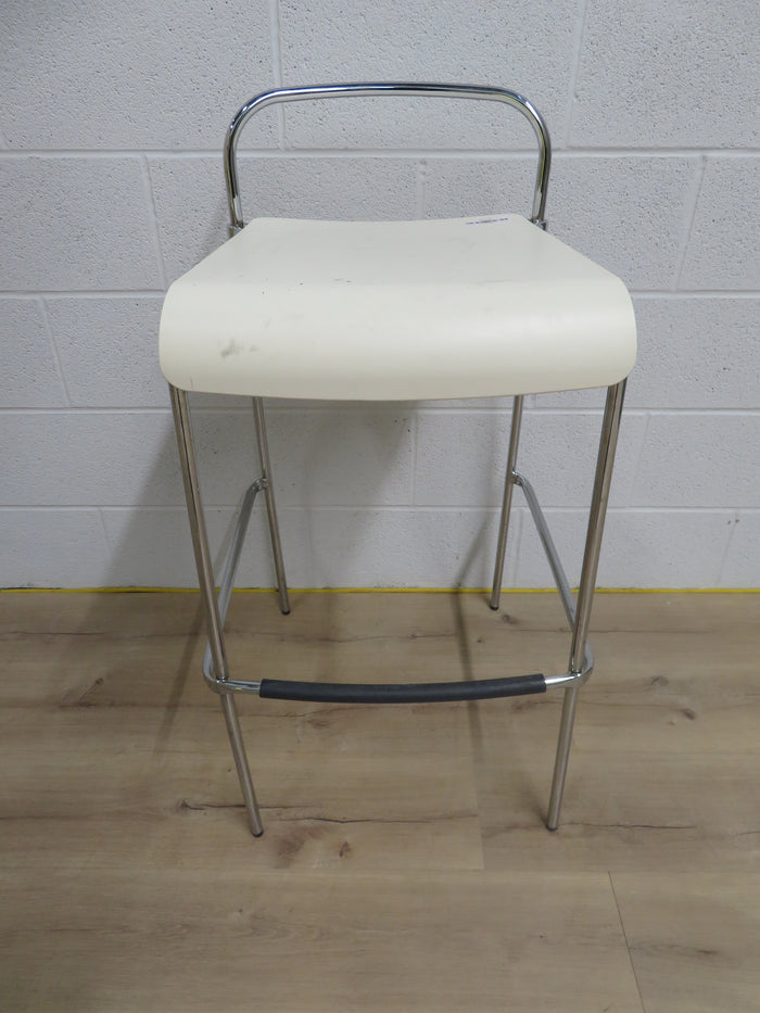 16.5"W White Bar Stool on Chrome Frame