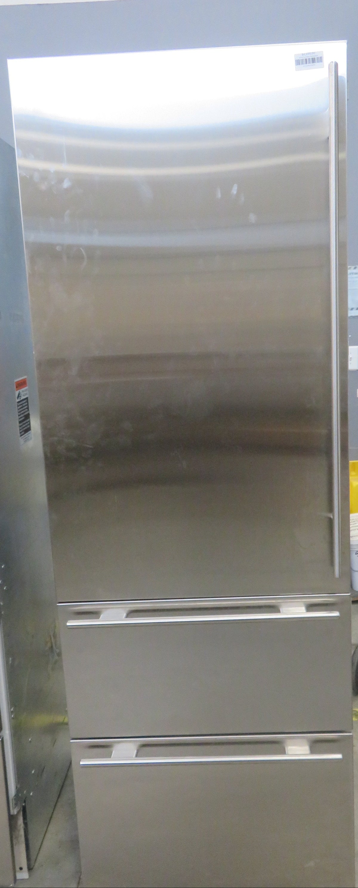 27"W Sub-Zero Refrigerator - Right Hand Door - Stainless Steel