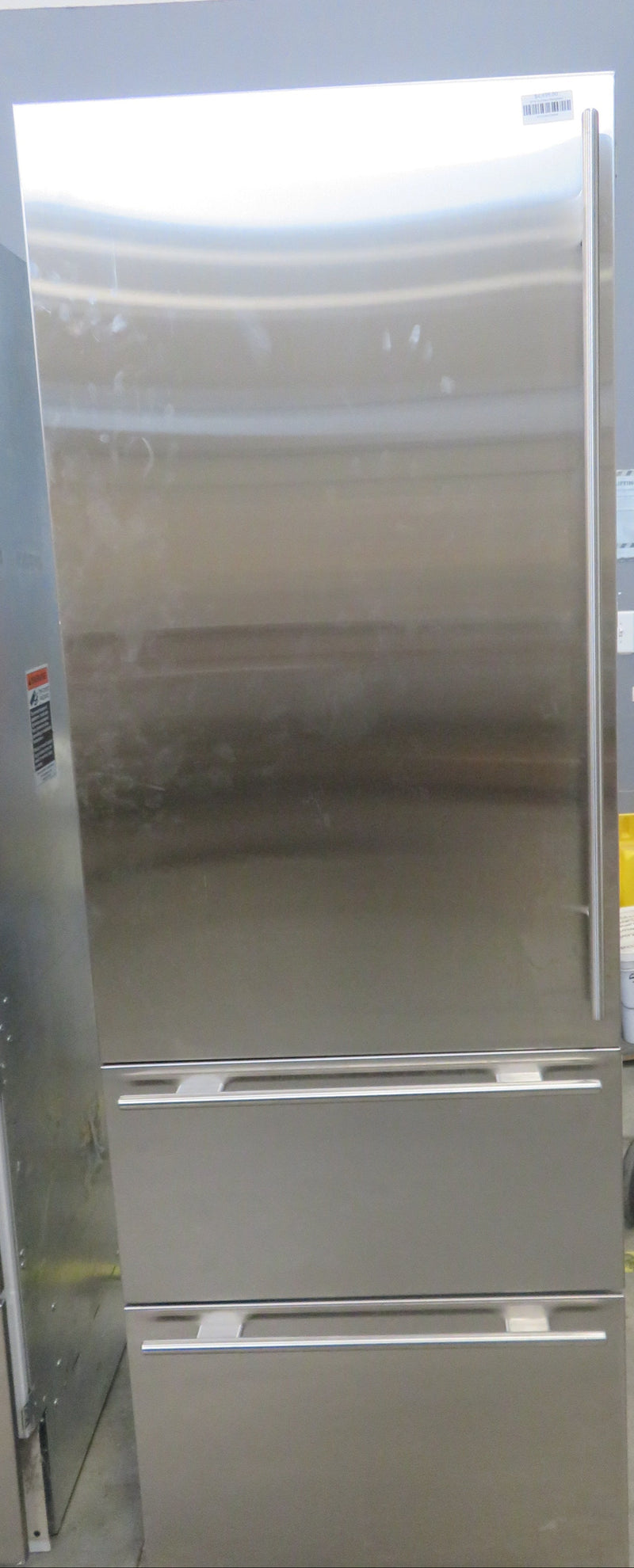 27"W Sub-Zero Refrigerator - Right Hand Door - Stainless Steel