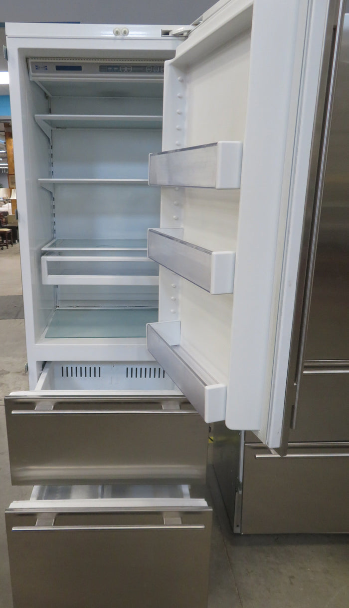 27"W Sub-Zero Refrigerator - Left Hand Door - Stainless Steel