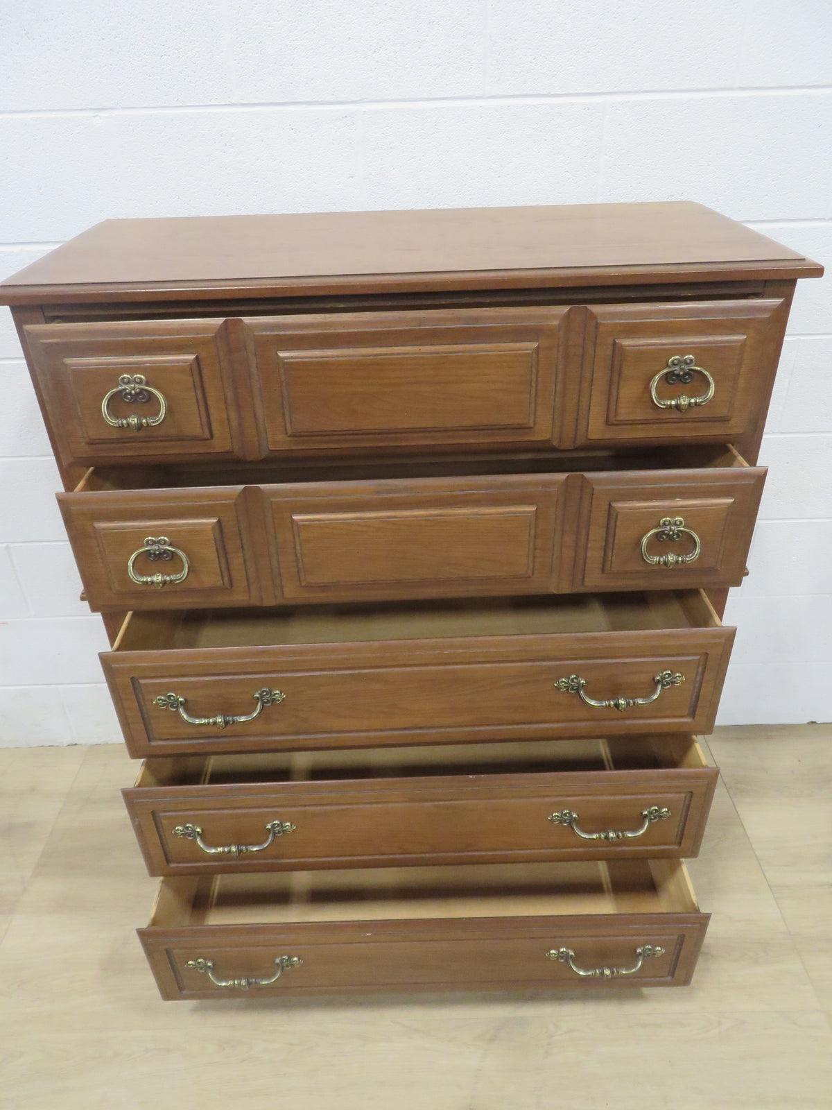 Wood 5-Drawer Dresser
