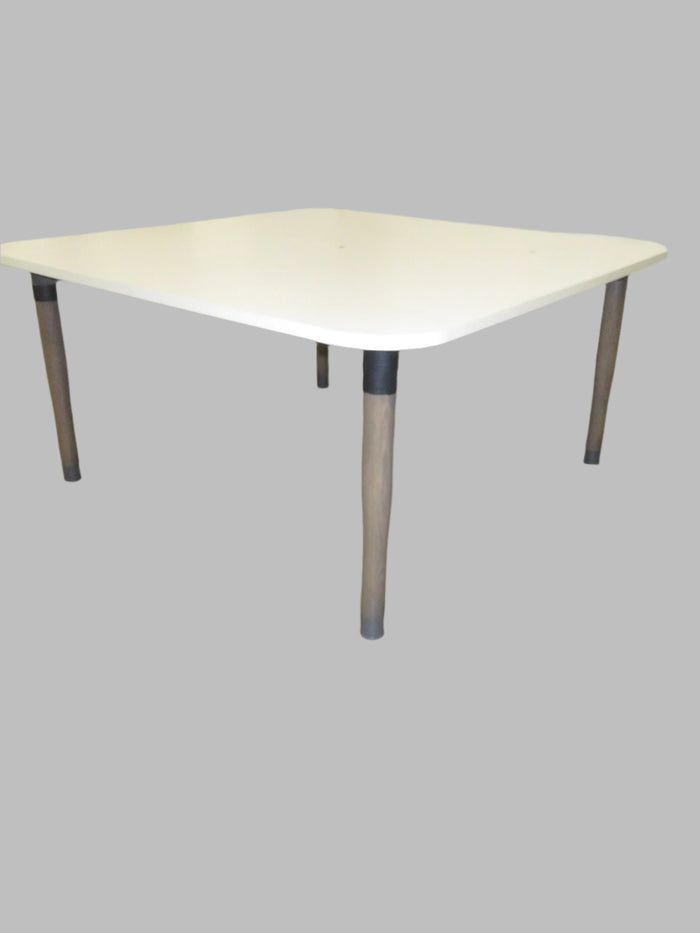 59'W Square Table