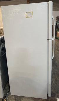 Top Freezer, No Frost, Reversible Door Refrigerator in White