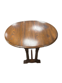 Old-Fashioned Oval Foldable Table