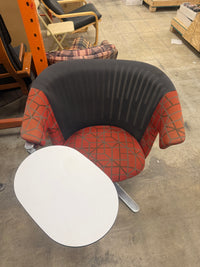 Steelcase i2i Swivel Lounge Chair