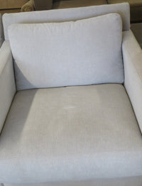 31"W Delphine Swivel Chair