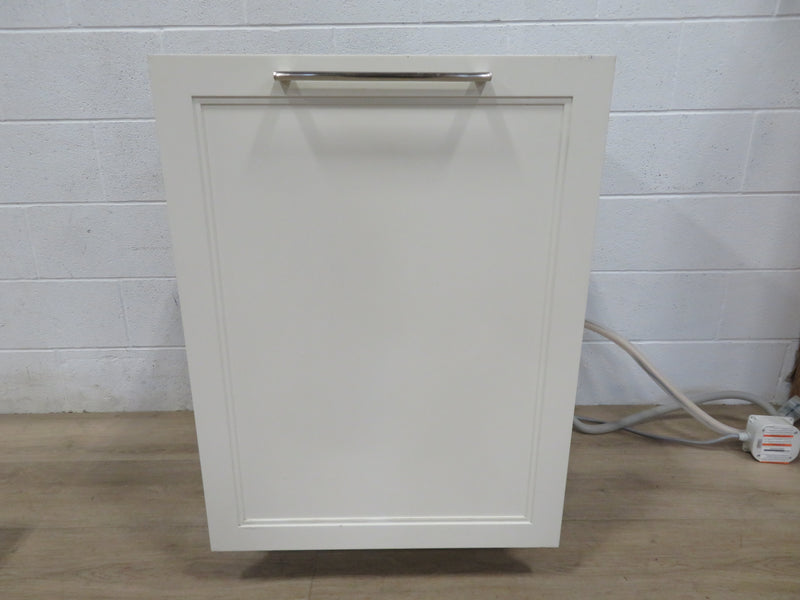 Built-in Dishwasher with Cream Facia