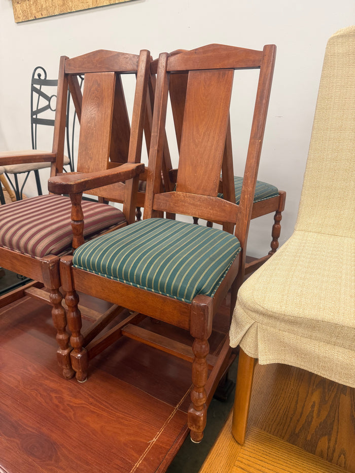 Traditional Cherry Wood Dining Set