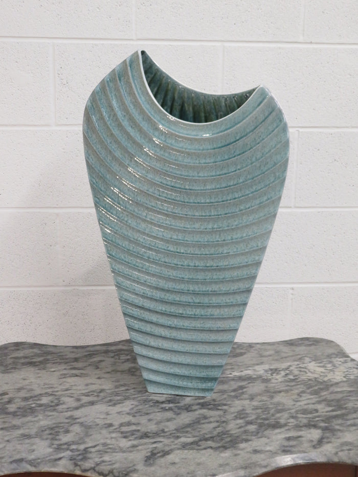 Modern Style Ceramic Vase