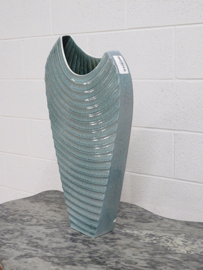 Modern Style Ceramic Vase