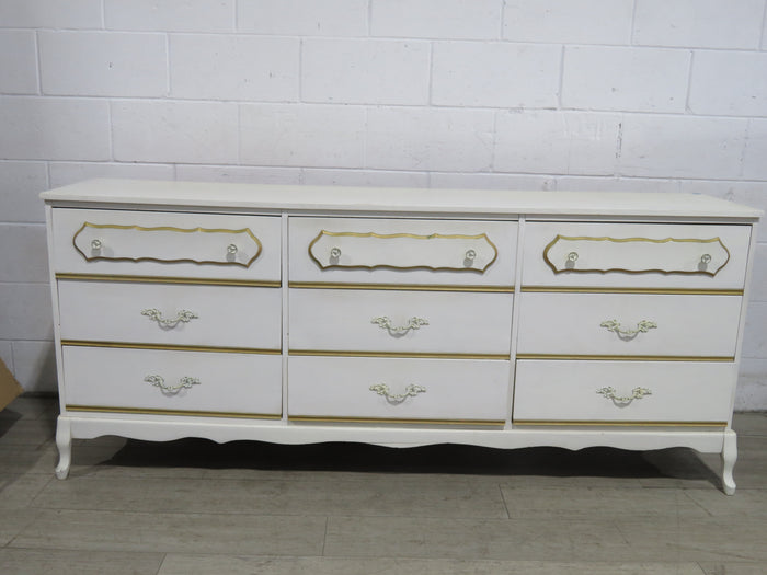 9 Drawer Dresser