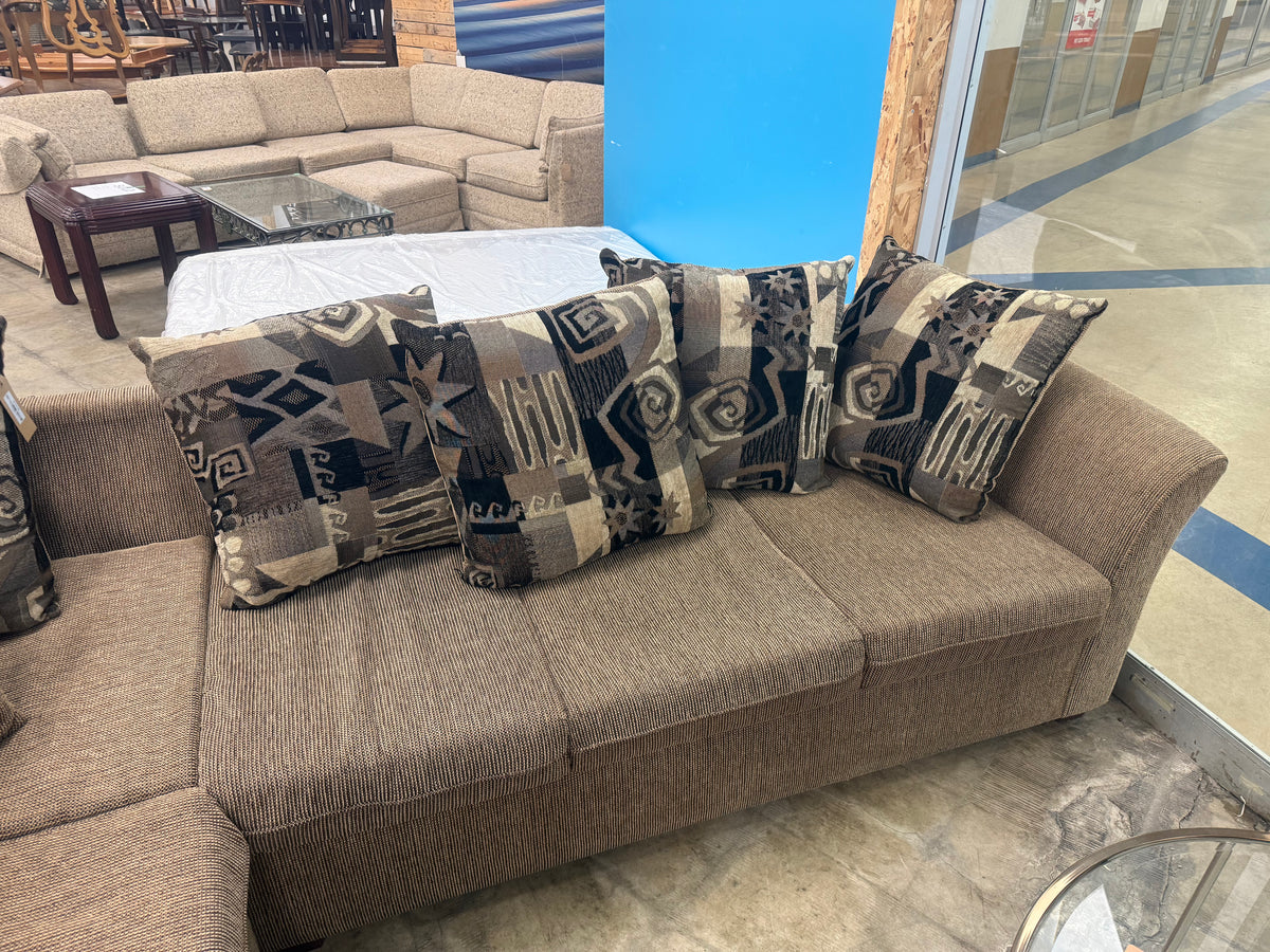 Calnita L-Shaped Sectional