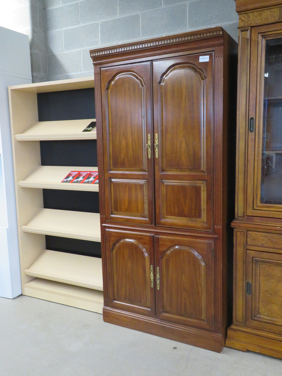 36"W Vintage Tv Cabinet