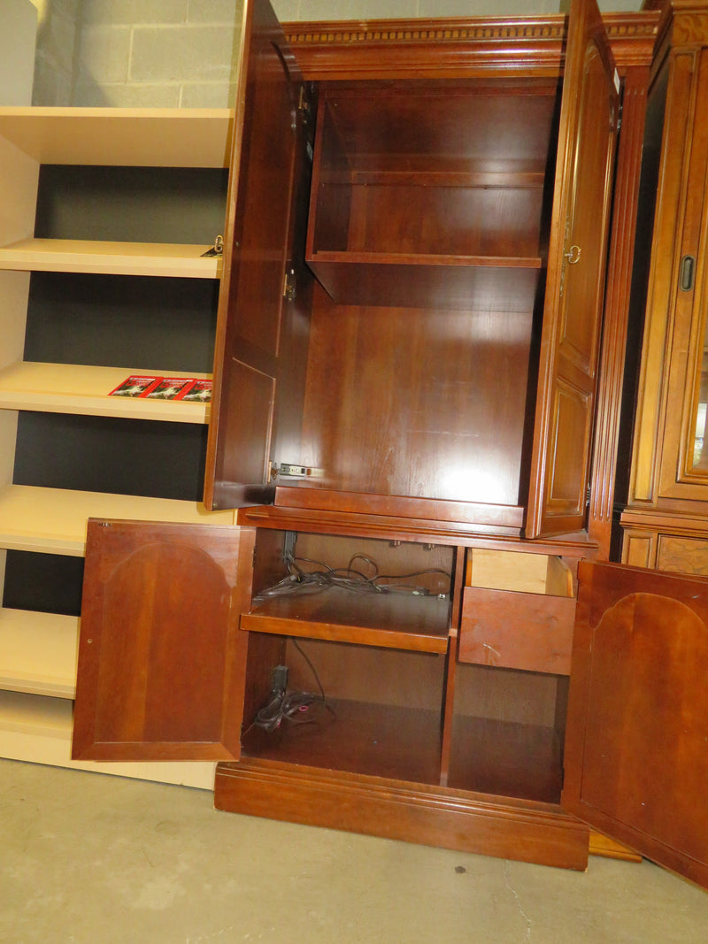 36"W Vintage Tv Cabinet