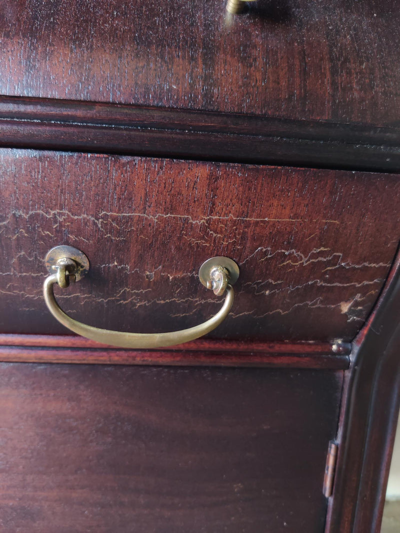 Deep Red Dry Sink