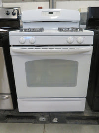 30"W GE Gas Stove