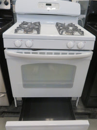 30"W GE Gas Stove