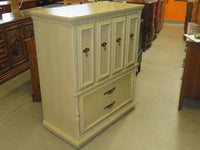38"W Dresser In Off White