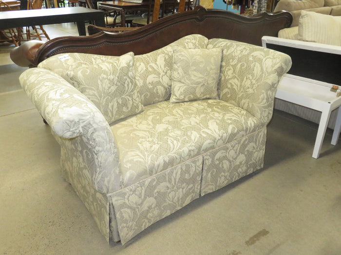 60"W Loveseat