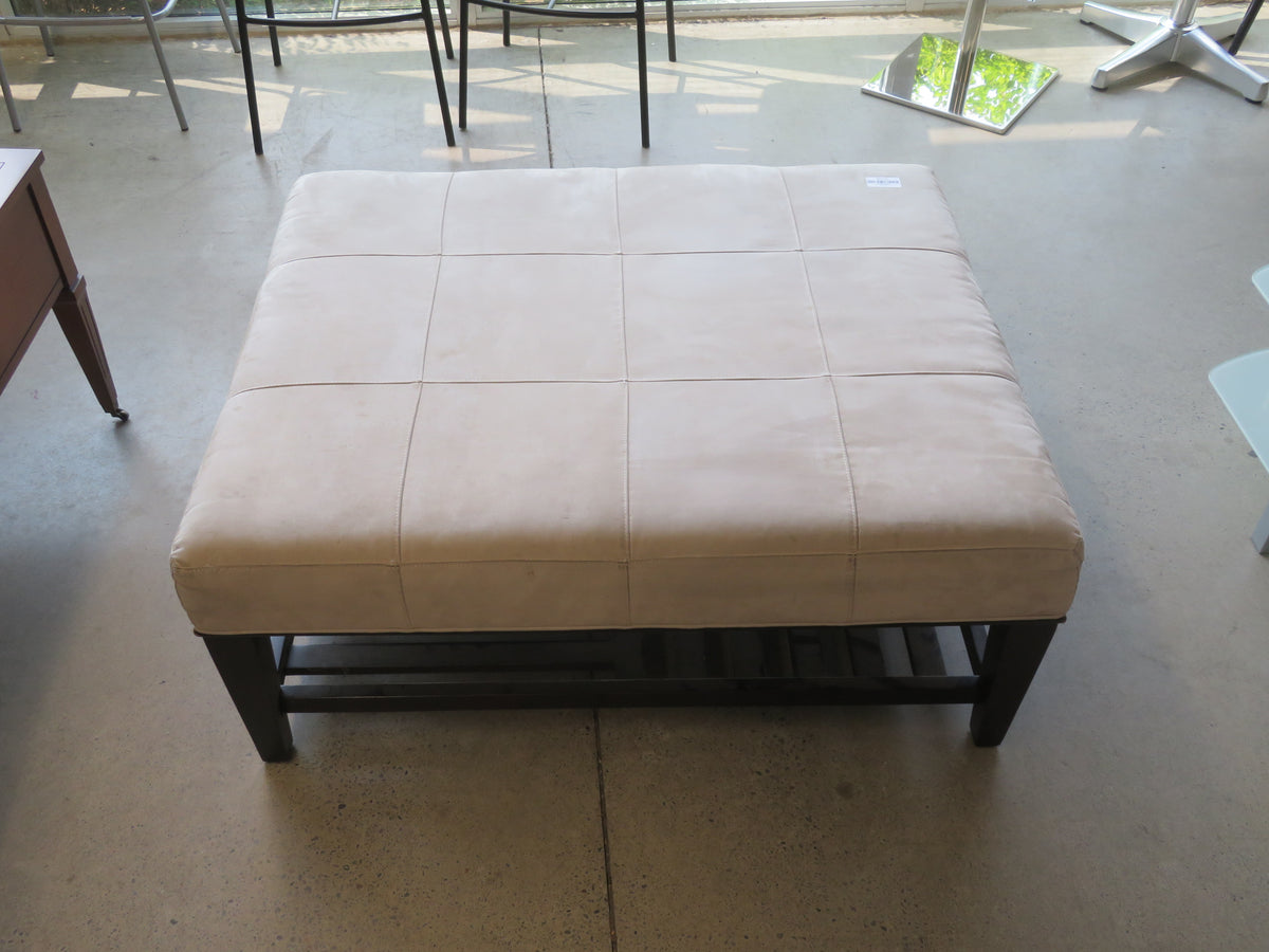 44"W Ottoman