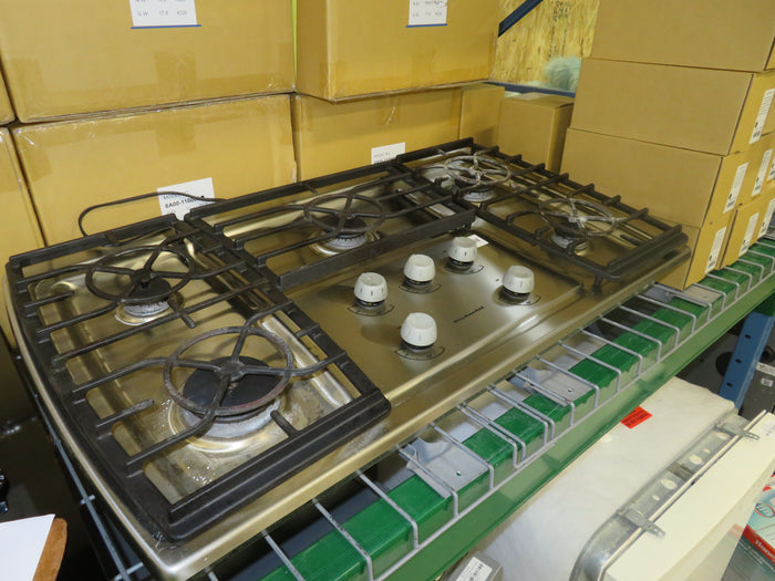 37"W KitchenAid Gas Cooktop