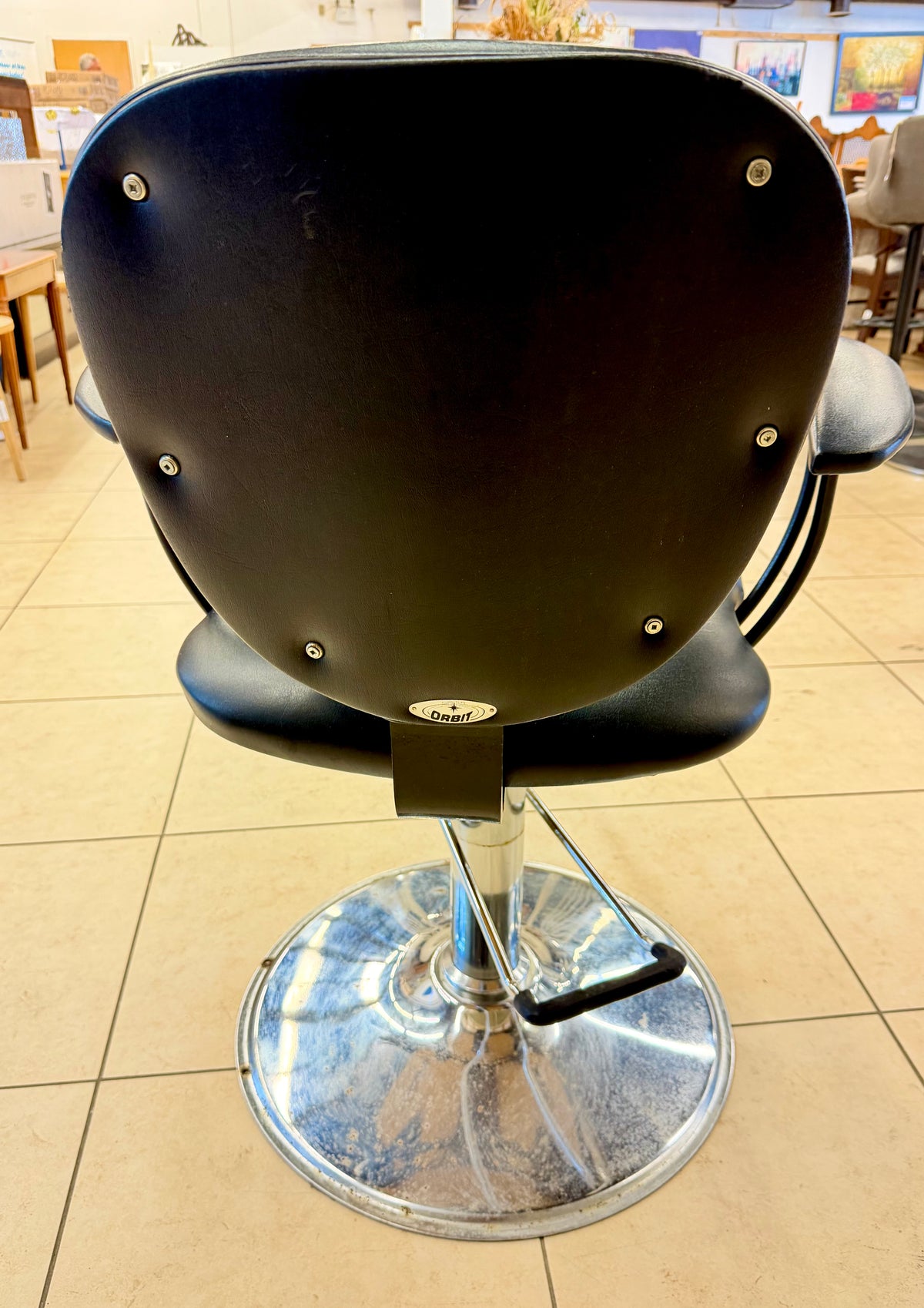 Vintage Orbit Professional Hydraulic Salon Styling Chair
